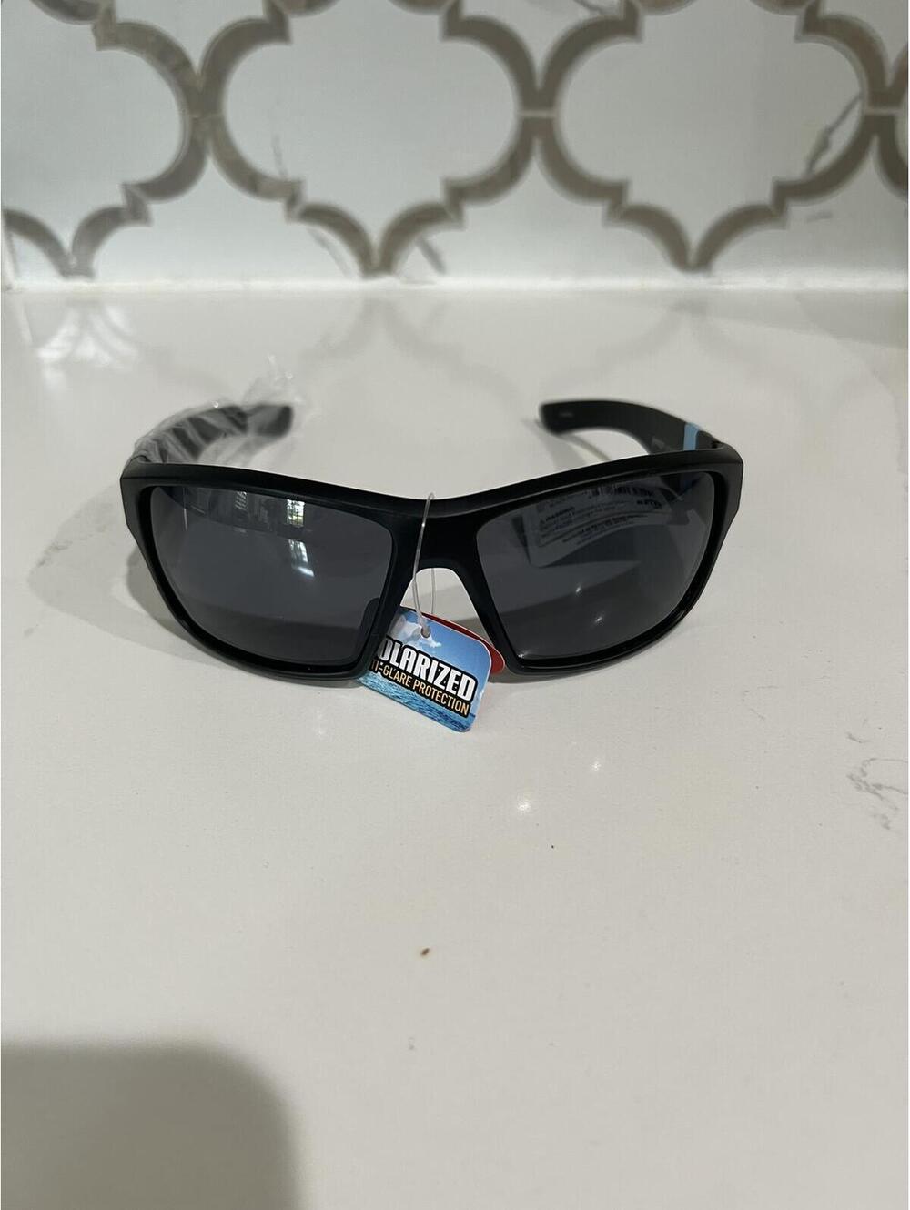 Pugs PZ1  Active Elite Sunglasses Black wiht Black Lenses